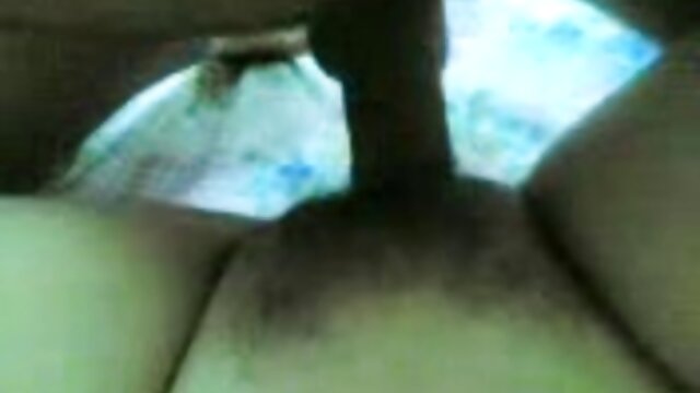 XXX không đăng ký  Đôi Á xec nhât ban